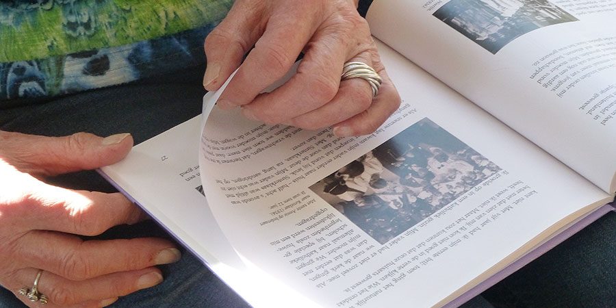 Levensboek-in-handen-4