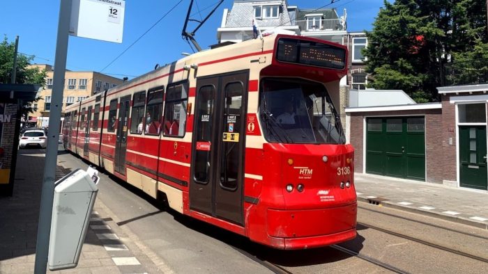 Tram 12