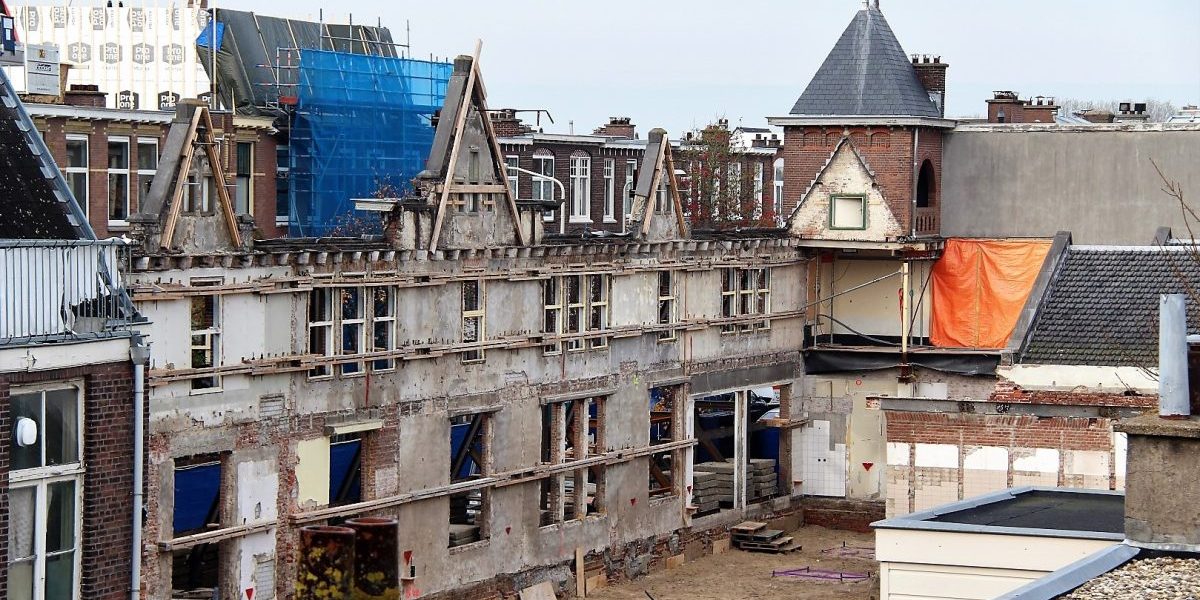 De eerste paa – gestript wooncomplex