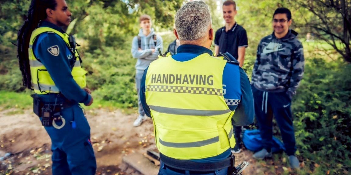 Handhaving-11 (Middel)